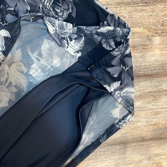 Dress Barn Women Size 3X Floral Micro Mesh Blue White Lined Cap Sleeve NWT - Picture 13 of 16